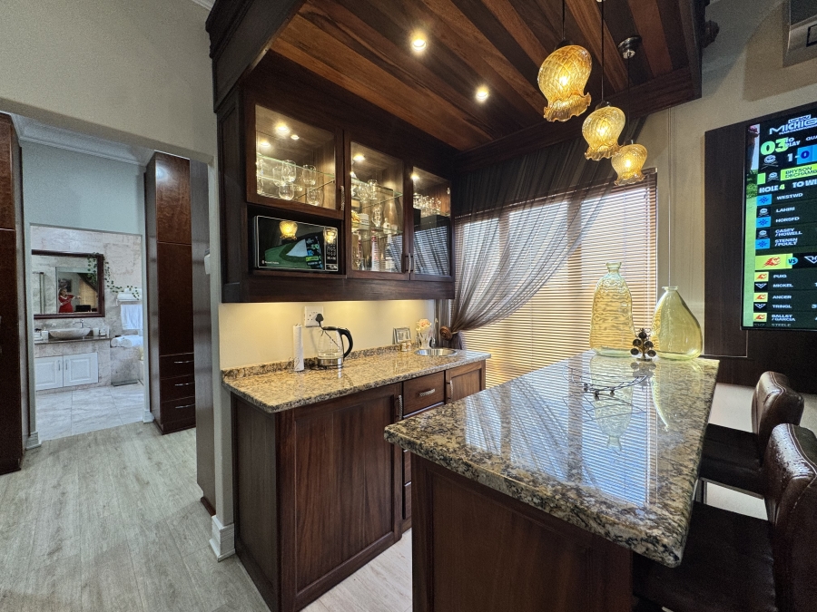 4 Bedroom Property for Sale in Wilkoppies North West